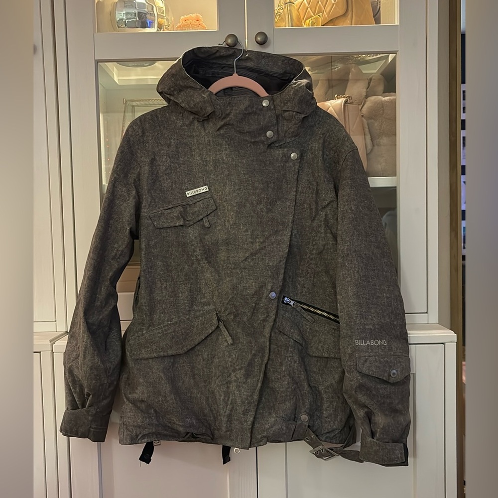 Billabong women’s snow snowboard jacket size medium